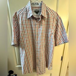 Men’s Johnston & Murphy short‎ sleeved button plaid shirt size Large